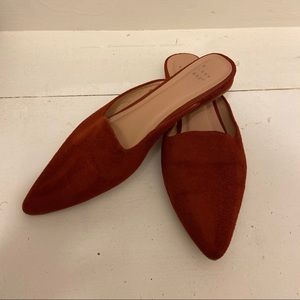 Pointed toe mules